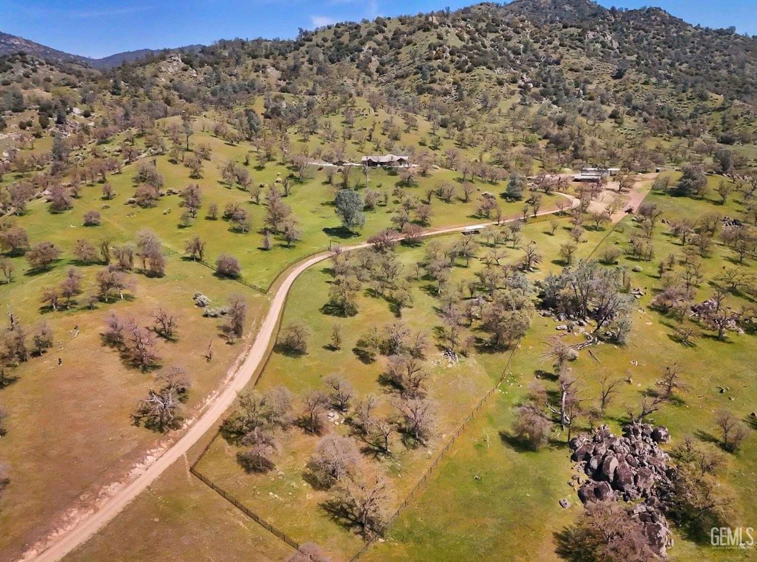 Undisclosed Address Bakersfield, CA 93308 - Photo 44 of 51 a view of a dry yard