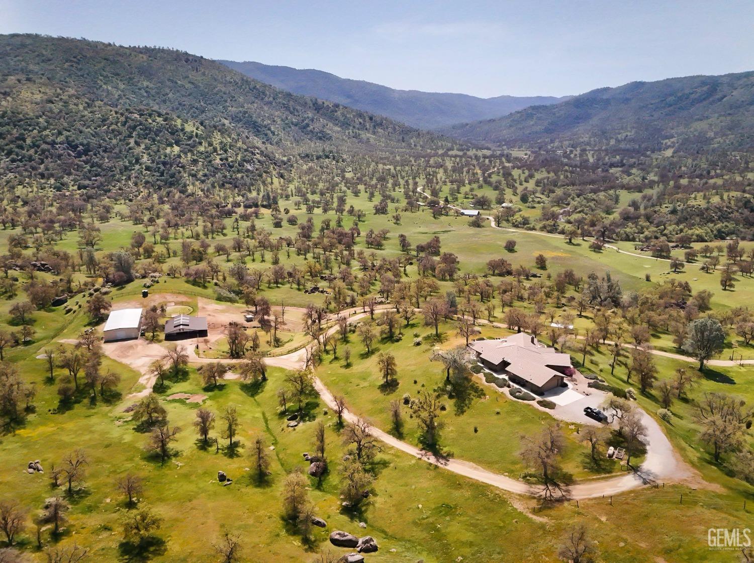 Undisclosed Address Bakersfield, CA 93308 - Photo 46 of 51 view of city and mountain