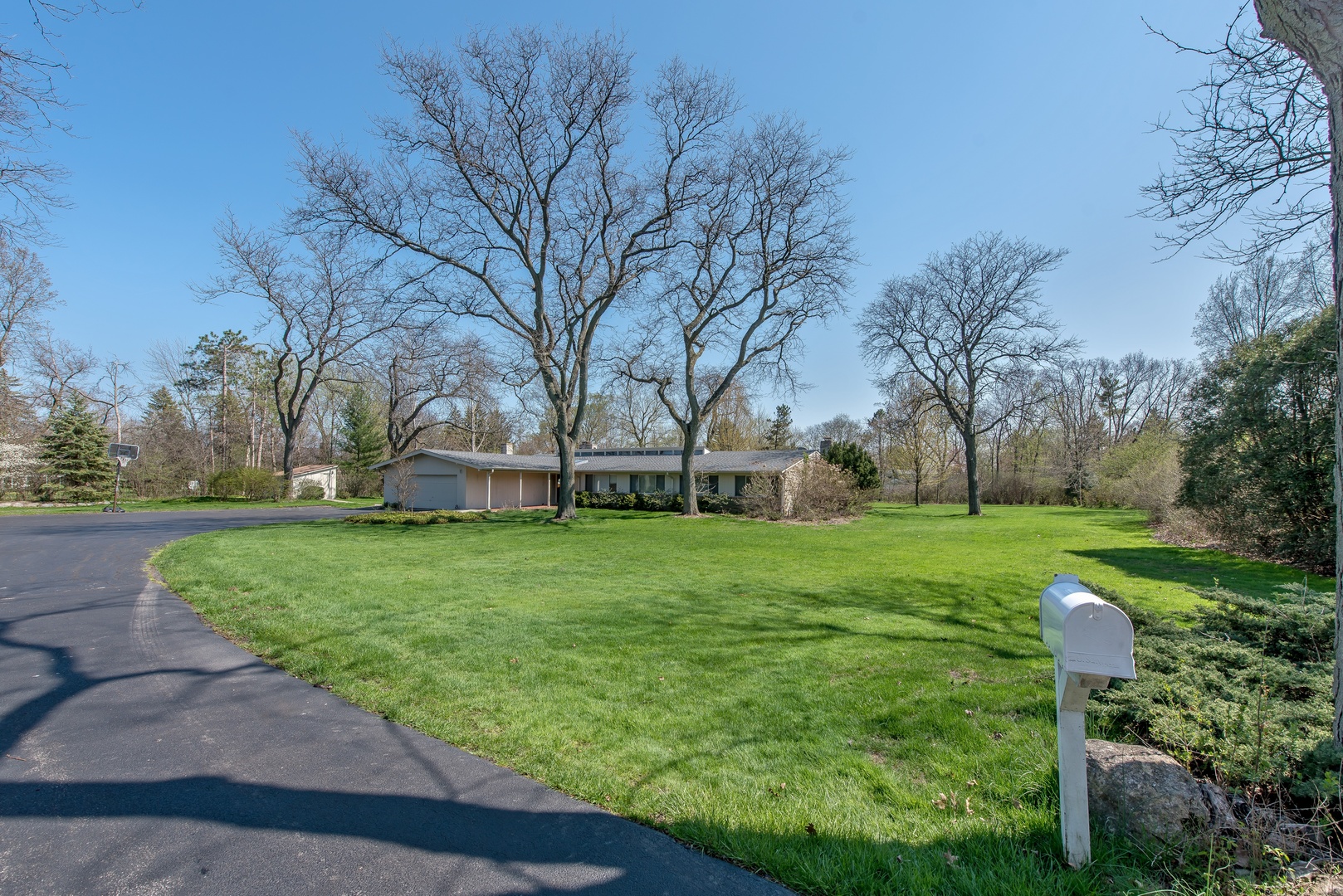 1820 South Lane Northbrook, IL 60062 - Photo 6 of 14
