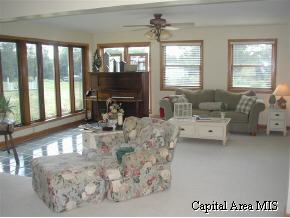 228 Koke Mill Springfield, IL 62711 - Photo 3 of 8