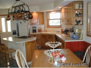 228 Koke Mill Springfield, IL 62711 - Photo 5 of 8
