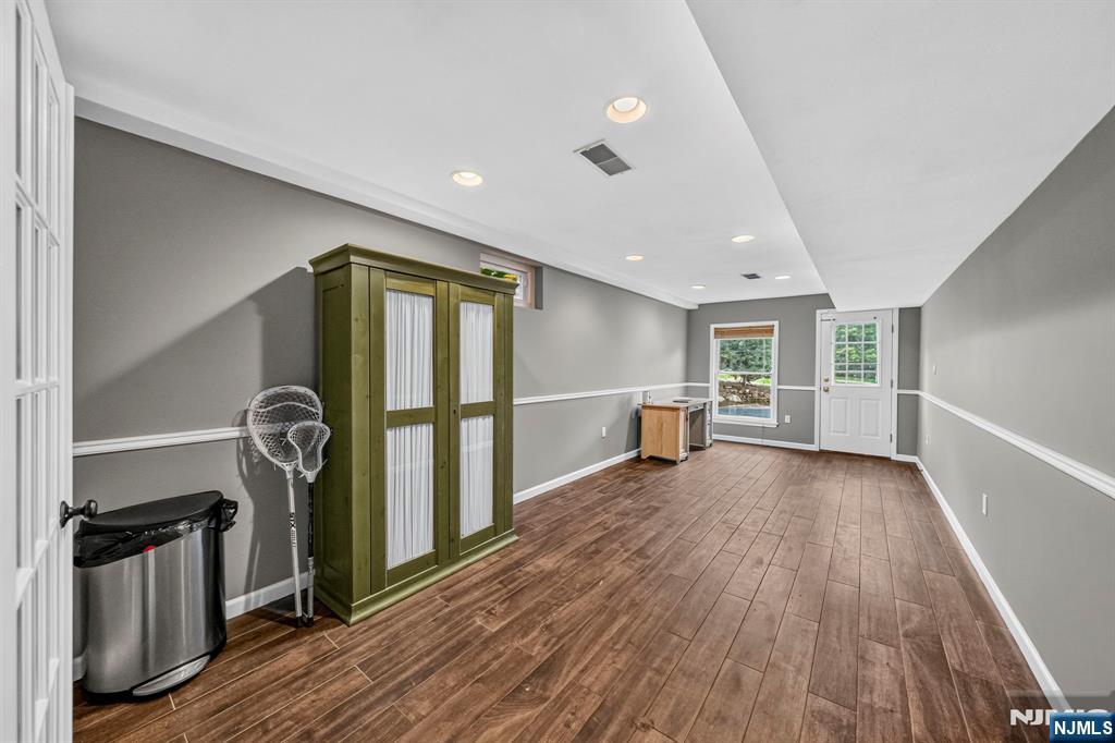 3 Cliff Road Wayne, NJ 07470 - Photo 41 of 50