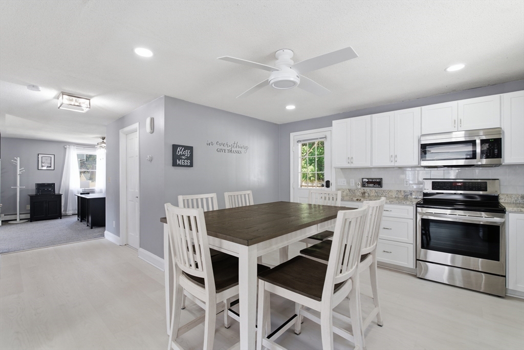137 Maplewood Road Lynn, MA 01904 - Photo 8 of 39