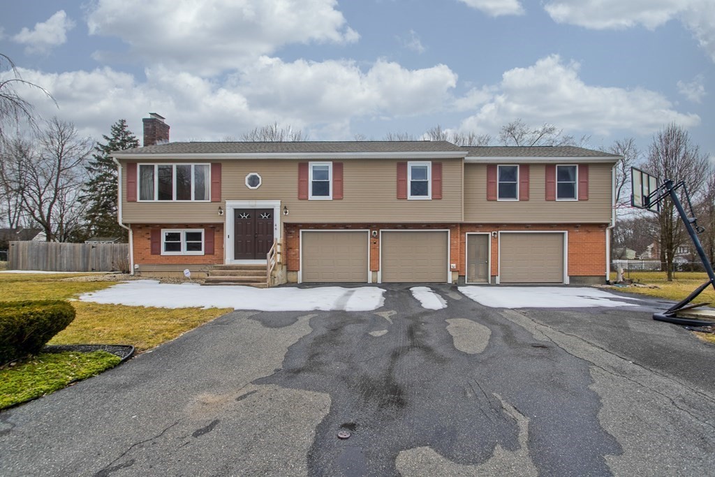 46 Independence Road Agawam, MA 01030 - Photo 2 of 41 Gallery Image 2