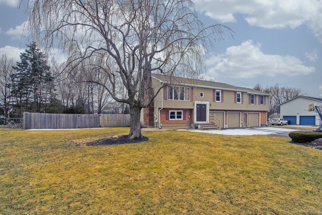 46 Independence Road Agawam, MA 01030 - Photo 3 of 41 Gallery Image 3