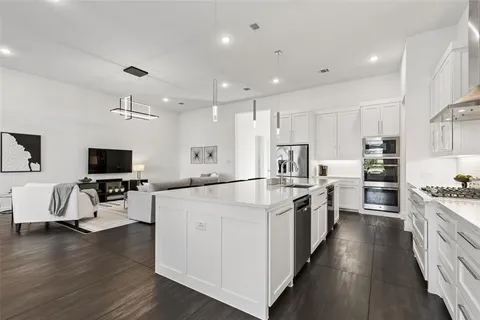 $1,000,000 | 12500 Palmer Drive, Fort Worth, TX 76179