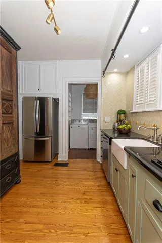 $3,700 | 732 Edgewater Drive, Orlando, FL 32804