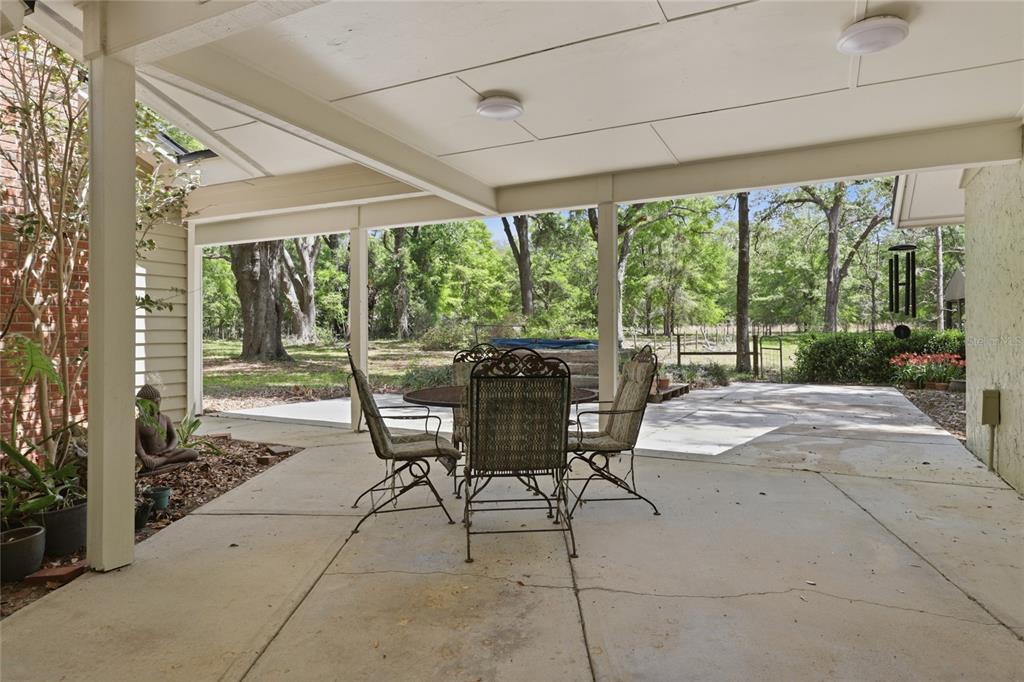 17611 Northwest 266th Street High Springs, FL 32643 - Photo 46 of 57
