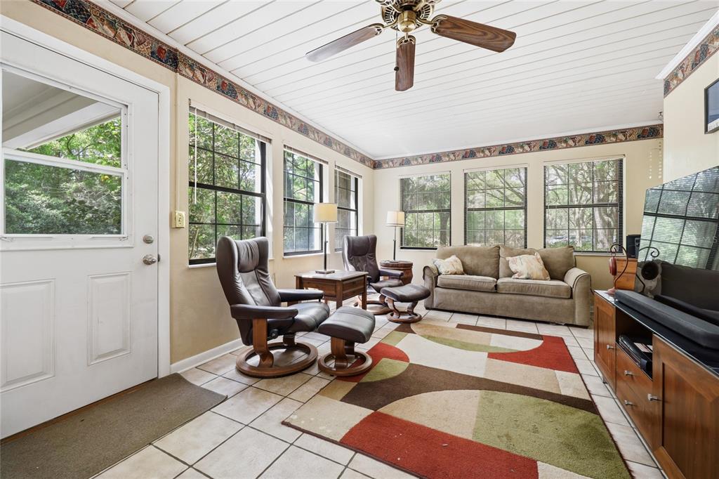 17611 Northwest 266th Street High Springs, FL 32643 - Photo 6 of 57