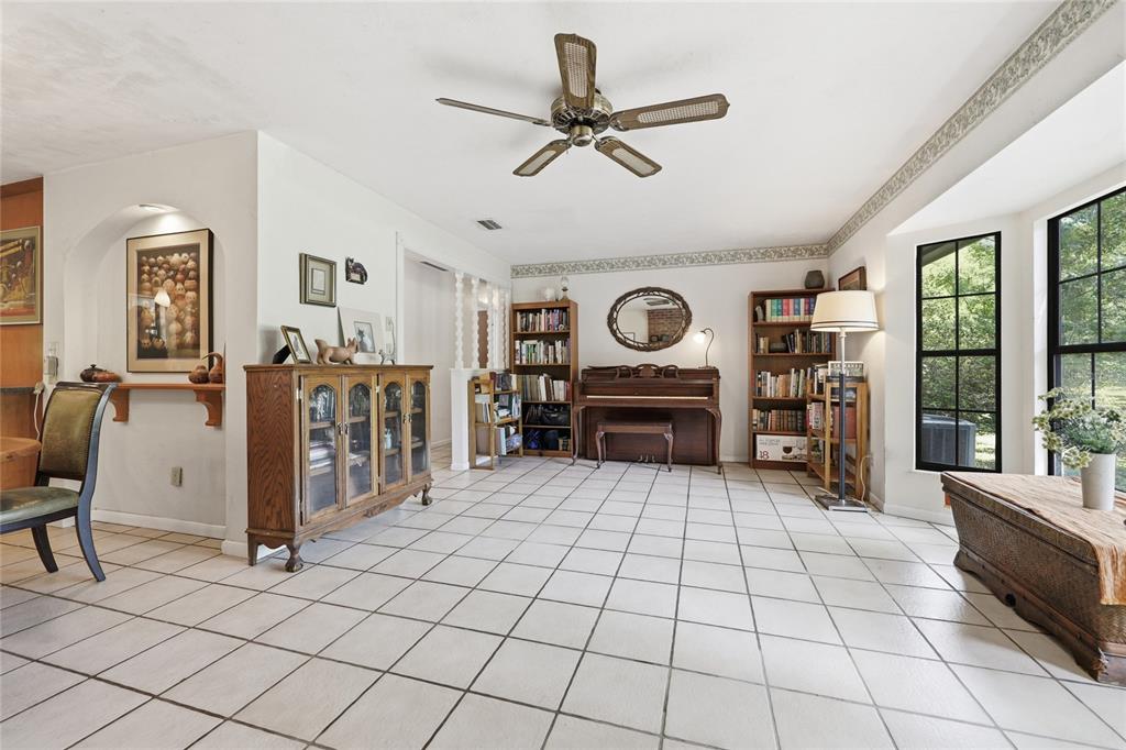 17611 Northwest 266th Street High Springs, FL 32643 - Photo 10 of 57