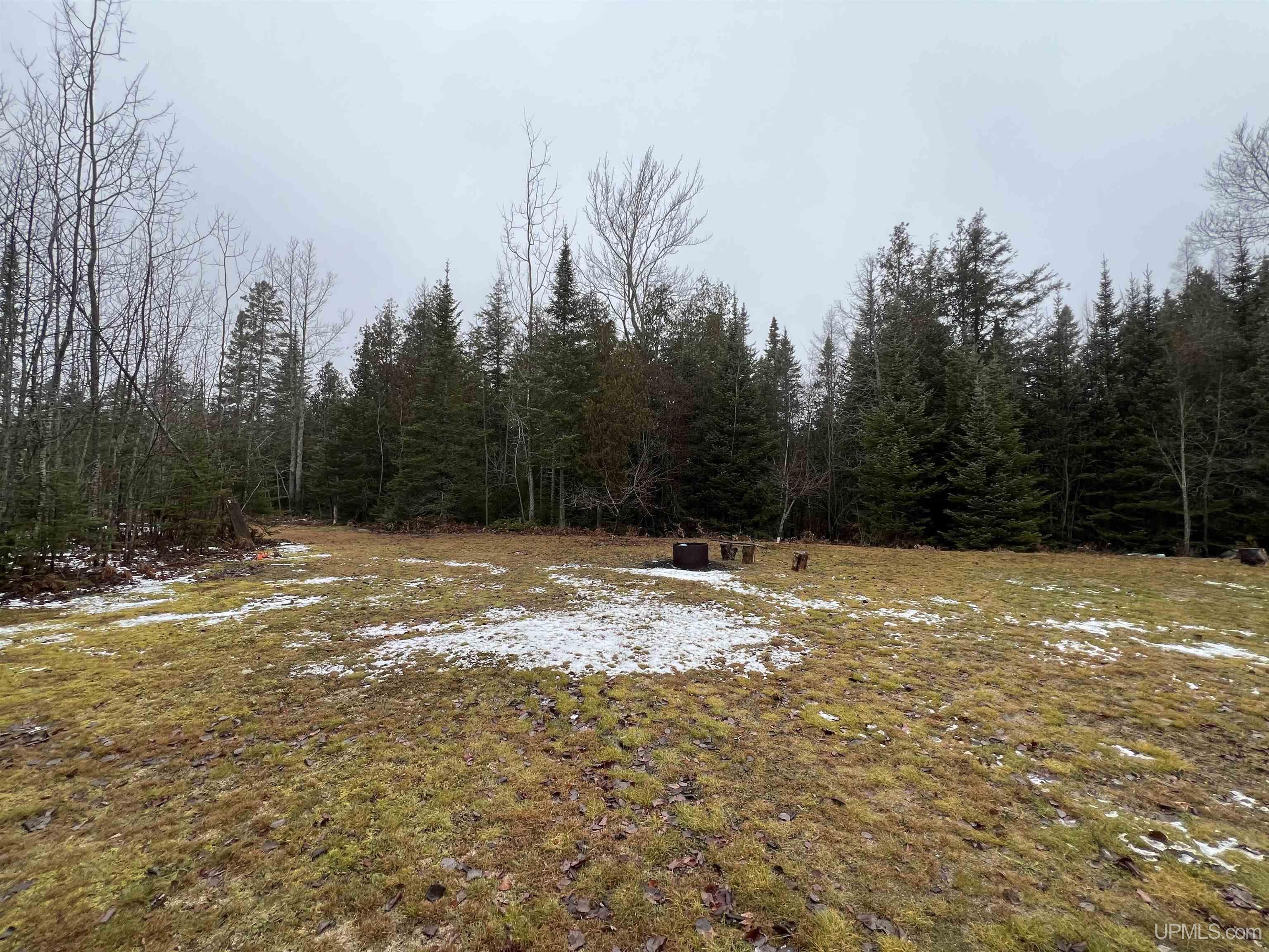4177 North River Road Gulliver, MI 49840 - Photo 13 of 23 Gallery Image 13