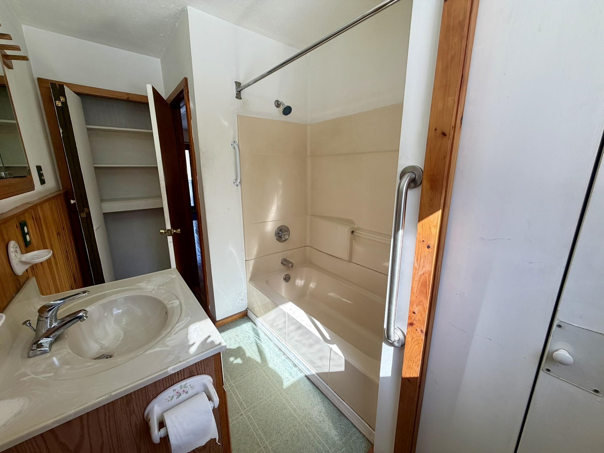 2867 Chapel Road Bennington, VT 05201 - Photo 23 of 40