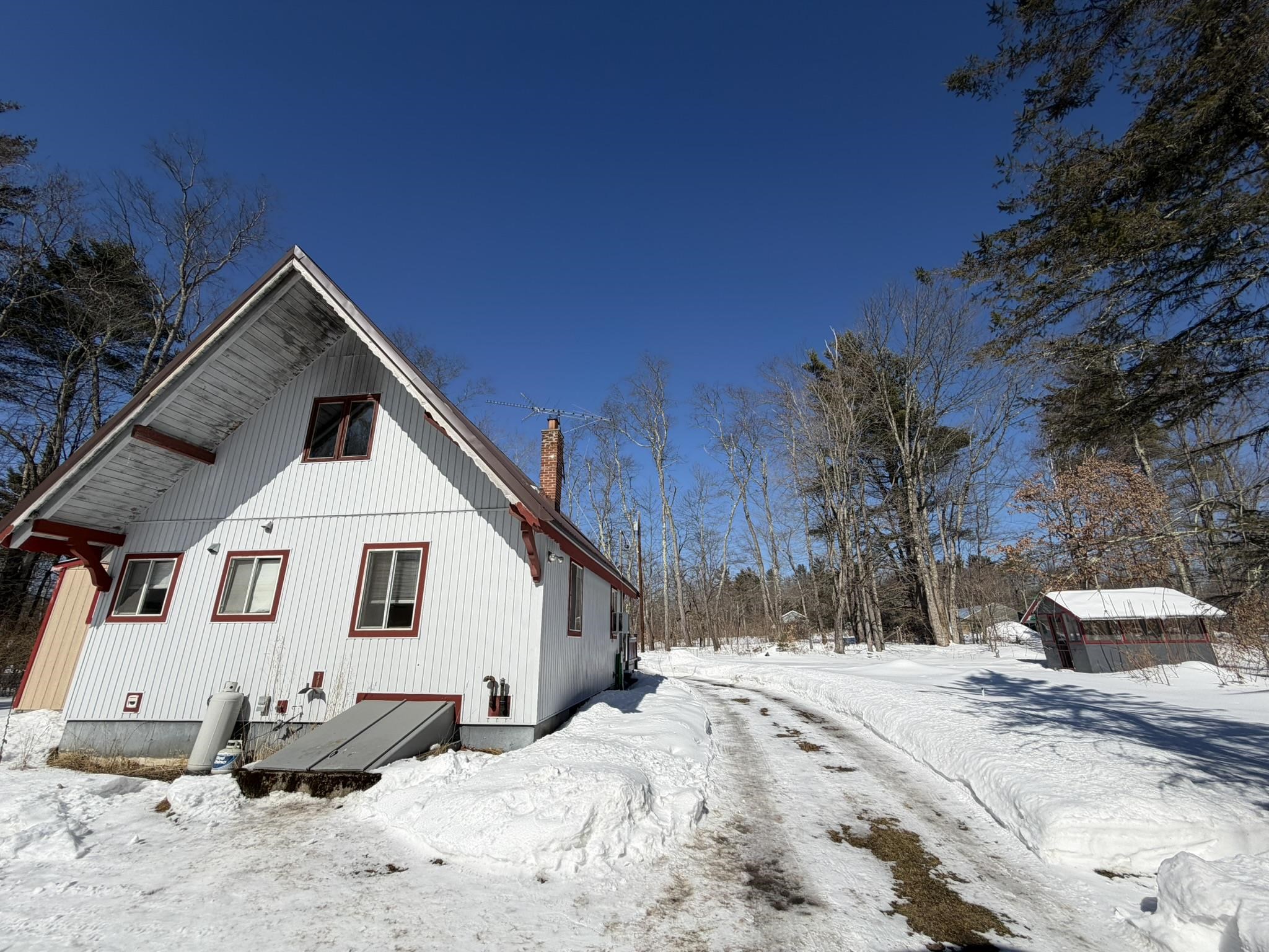 2867 Chapel Road Bennington, VT 05201 - Photo 7 of 40