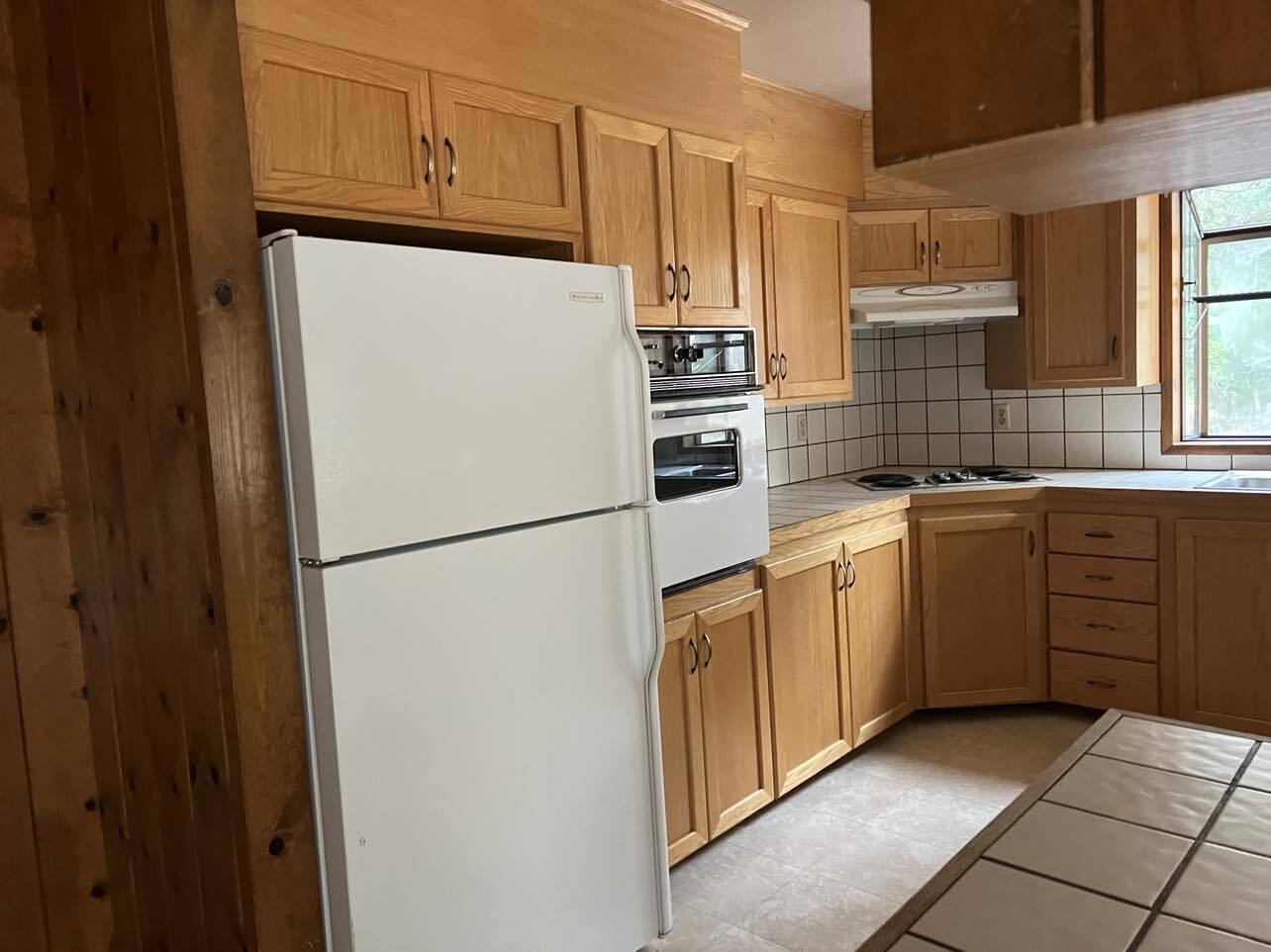 6818 Wilson Hill Road Shingletown, CA 96088 - Photo 23 of 49 KITCHEN
