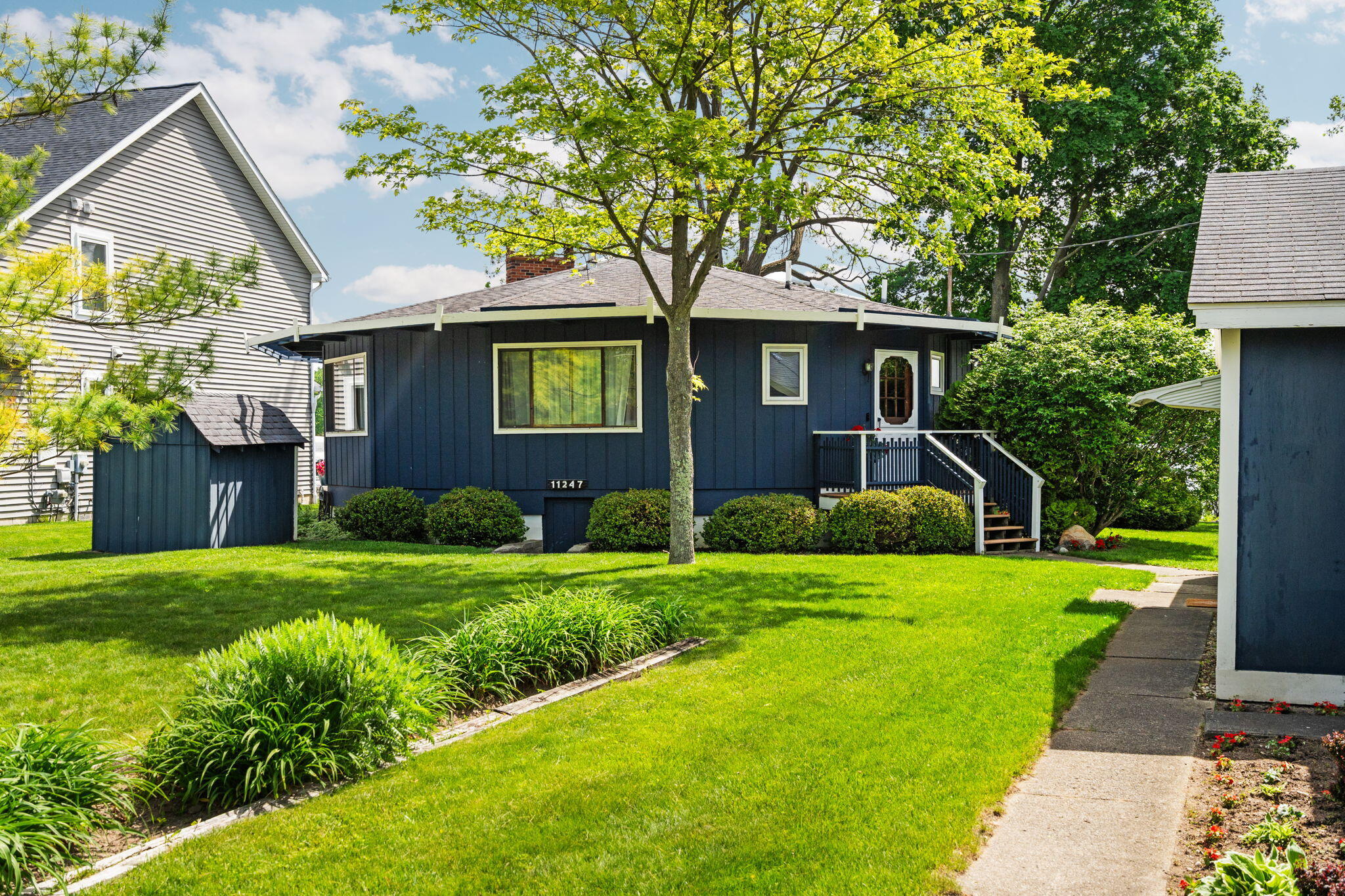 11247 Colony Pinckney, MI 48169 - Photo 2 of 67 137-web-or-mls-DSC01169