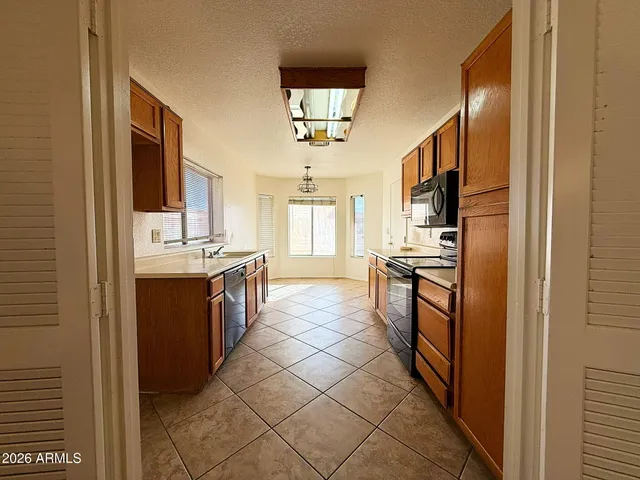 $1,895 | 7316 West Cherry Hills Drive, Peoria, AZ 85345