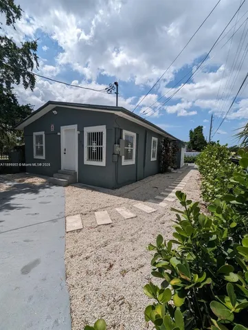 $2,000 | 790 Northwest 60th Street, Unit 1, Miami, FL 33127