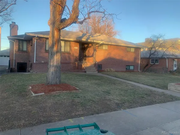 $2,400 | 3555 South Downing Street, Englewood, CO 80113