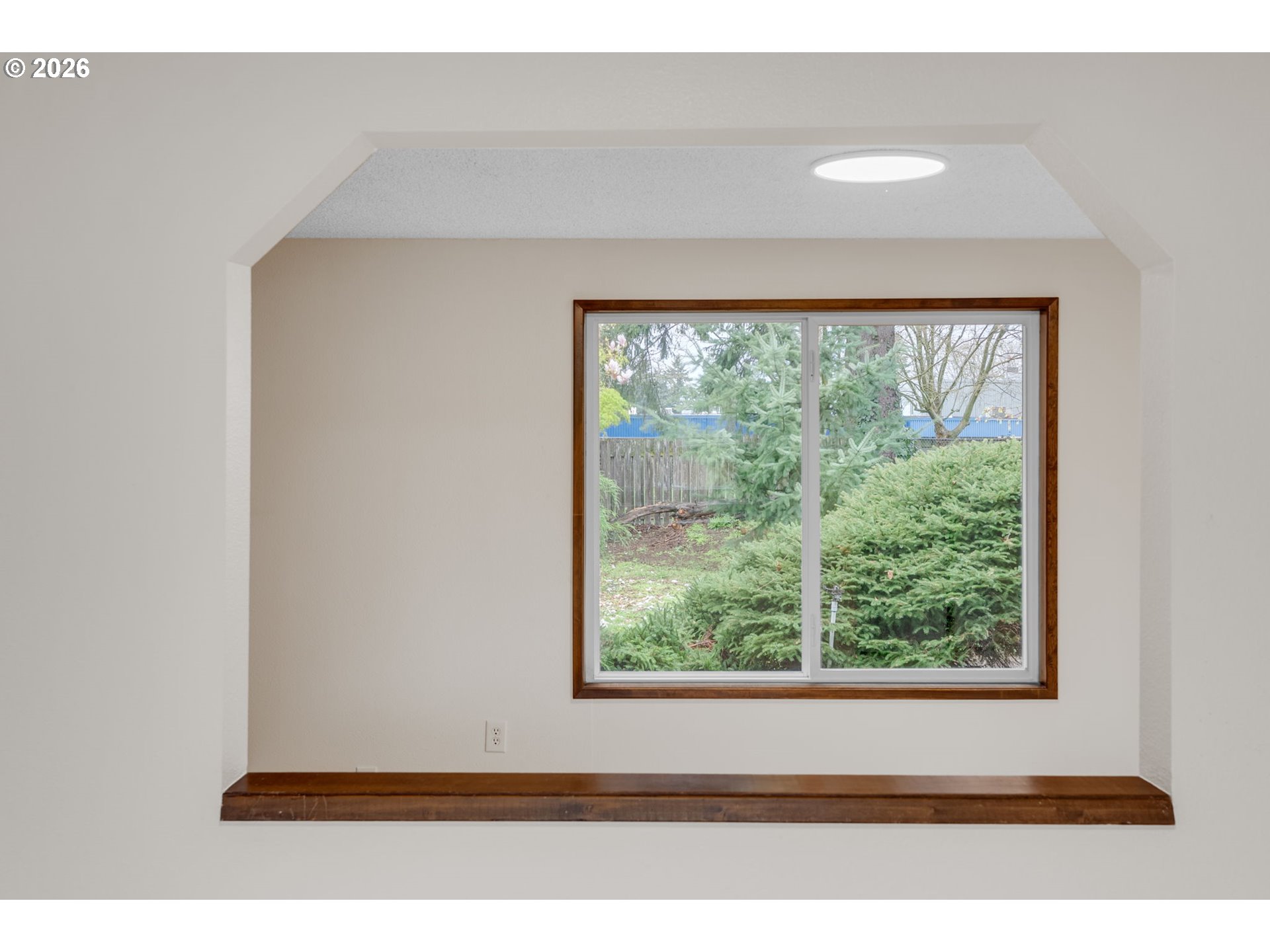 211 Southwest Royal Court Gresham, OR 97030 - Photo 12 of 37 a black and white photo of a room