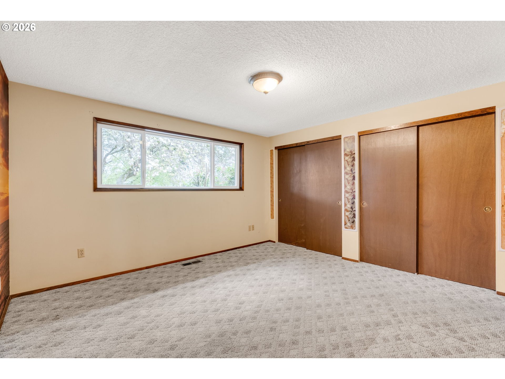 211 Southwest Royal Court Gresham, OR 97030 - Photo 20 of 37 a view of an empty room with a window