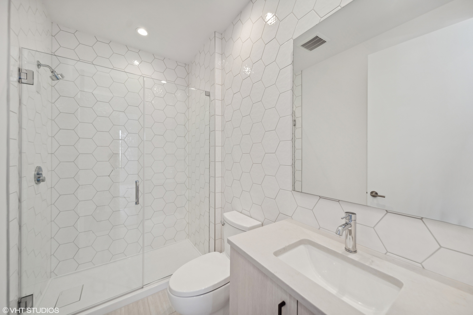 1701 West Webster Avenue, Unit 204 Chicago, IL 60614 - Photo 16 of 24