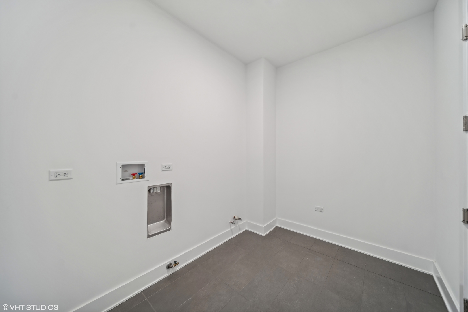 1701 West Webster Avenue, Unit 204 Chicago, IL 60614 - Photo 20 of 24