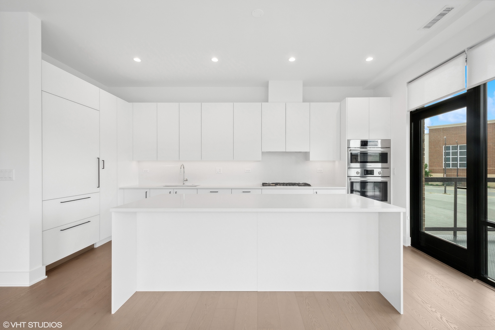 1701 West Webster Avenue, Unit 204 Chicago, IL 60614 - Photo 4 of 24