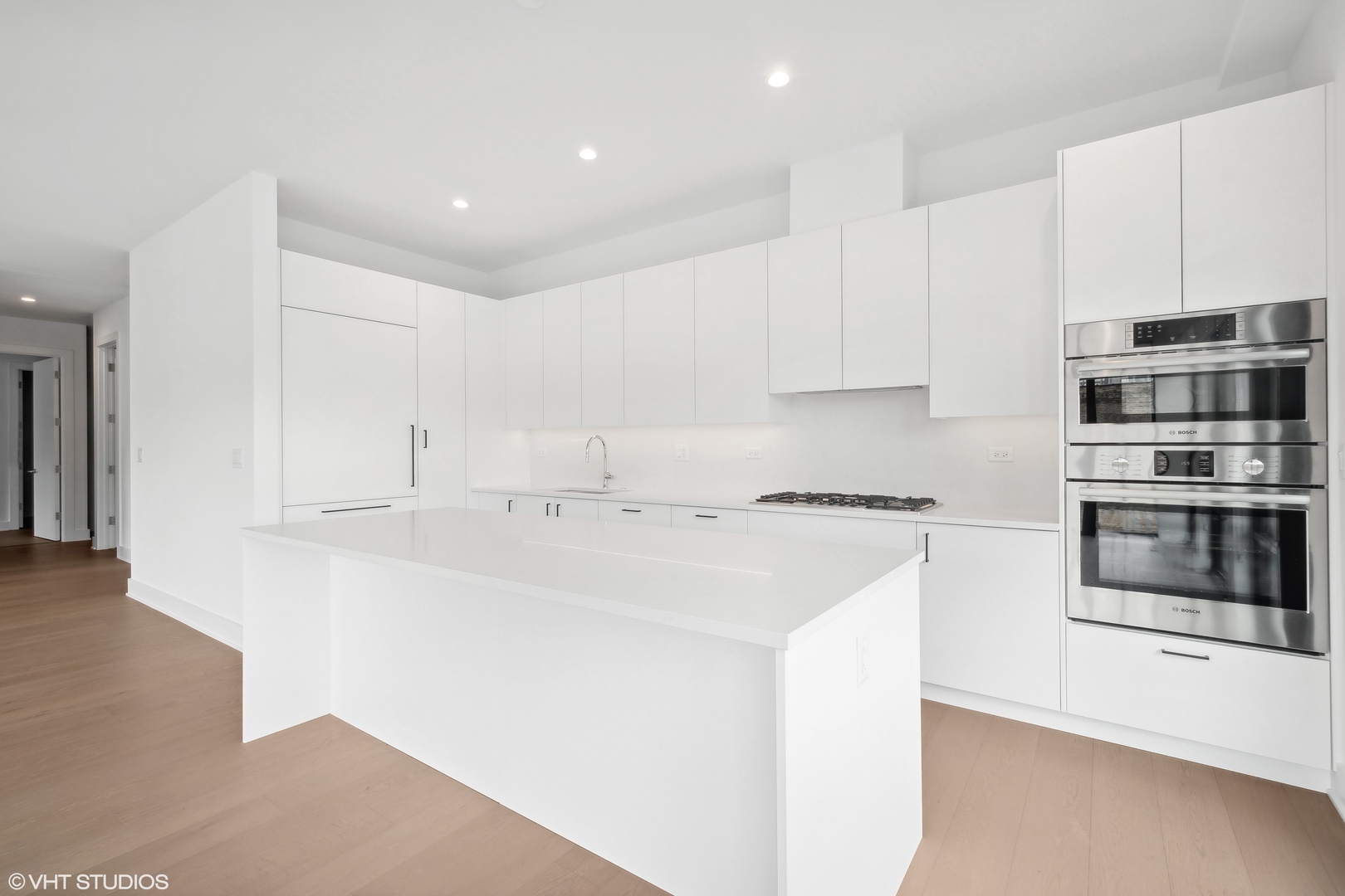 1701 West Webster Avenue, Unit 204 Chicago, IL 60614 - Photo 5 of 24