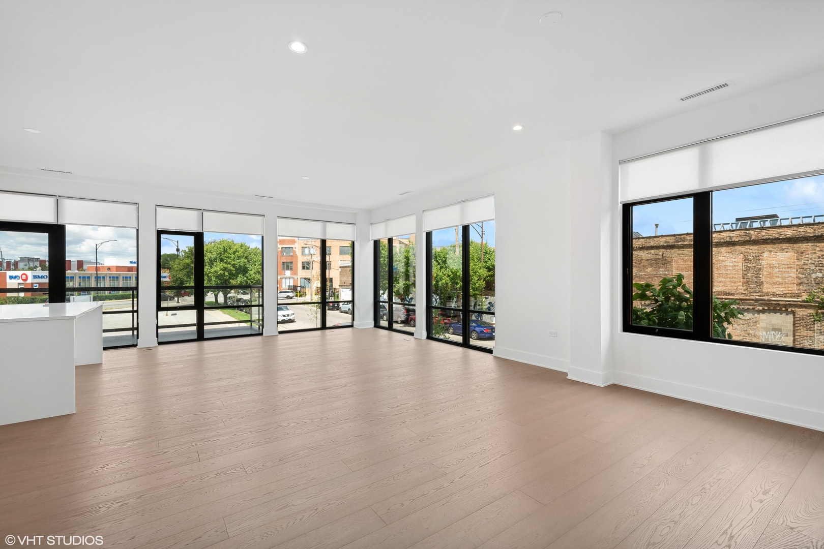 1701 West Webster Avenue, Unit 204 Chicago, IL 60614 - Photo 7 of 24