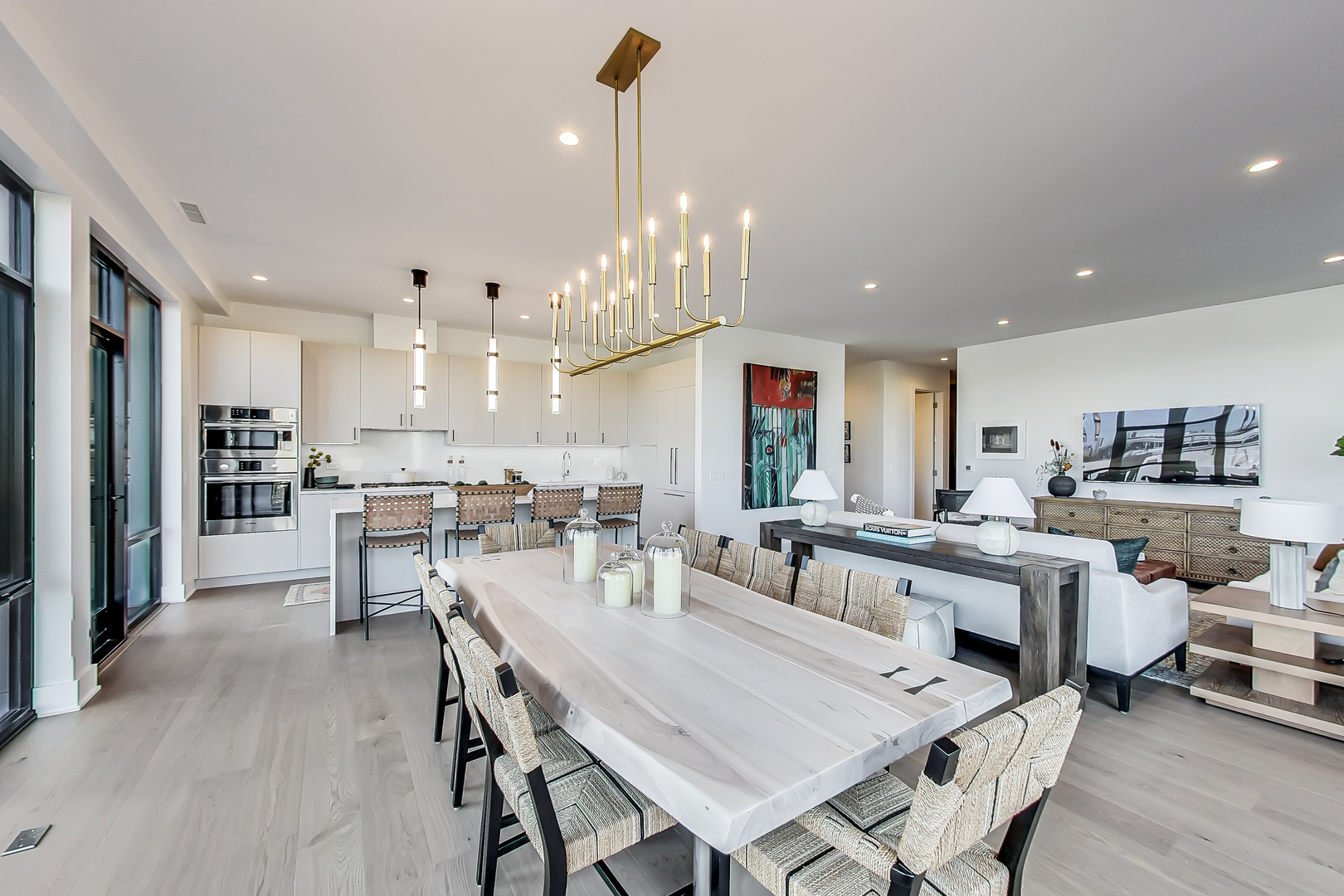 1701 West Webster Avenue, Unit 204 Chicago, IL 60614 - Photo 9 of 24