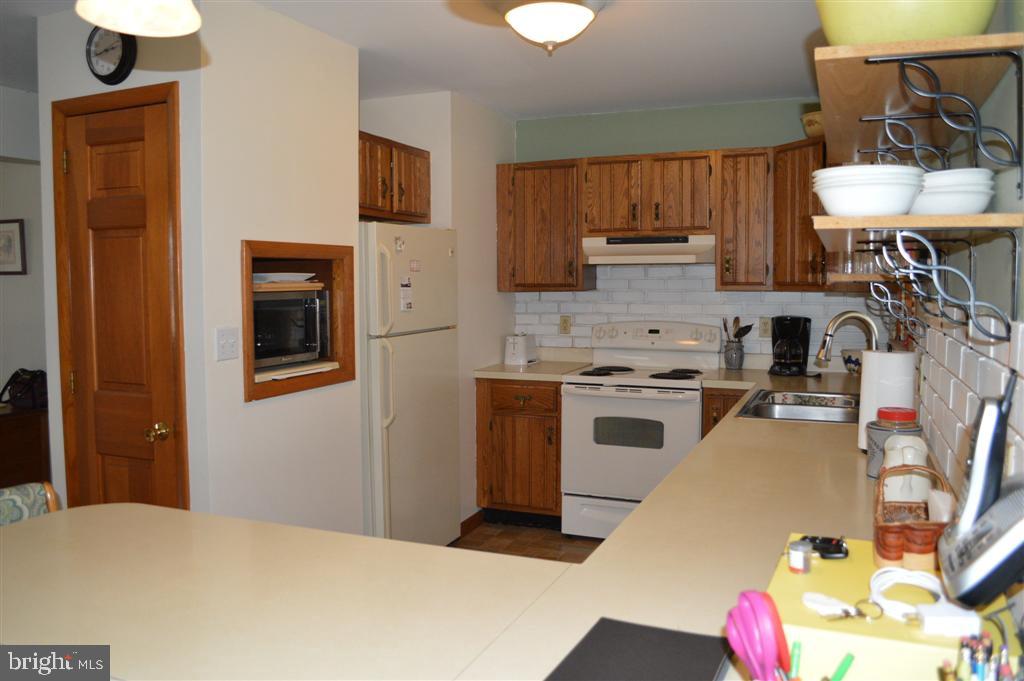 293 Tanger Road Boiling Springs, PA 17007 - Photo 11 of 25 Gallery Image 11