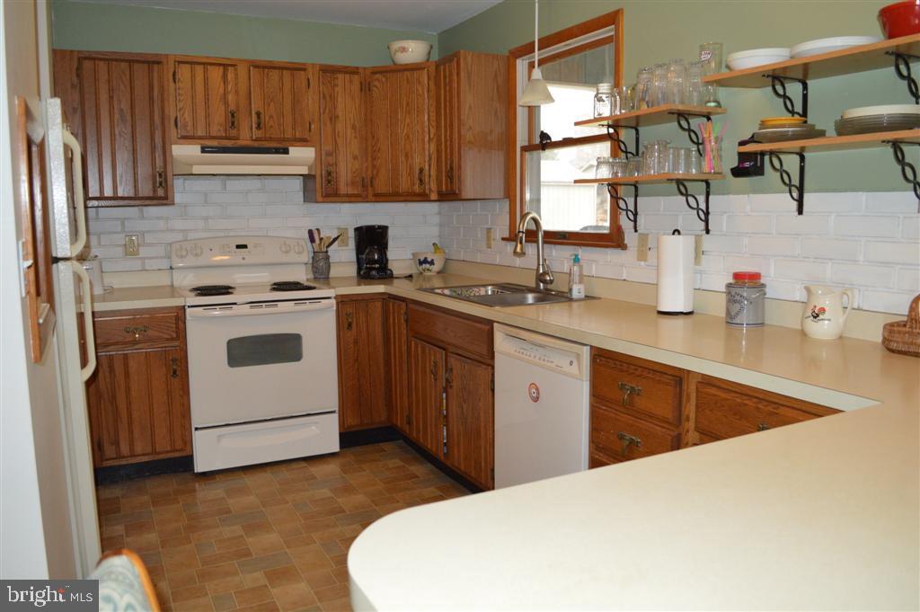 293 Tanger Road Boiling Springs, PA 17007 - Photo 14 of 25 Gallery Image 14