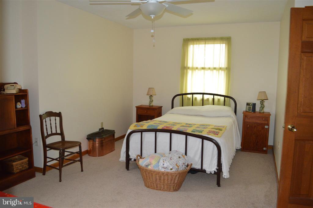 293 Tanger Road Boiling Springs, PA 17007 - Photo 16 of 25 Gallery Image 16