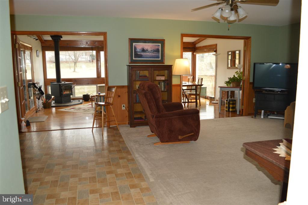 293 Tanger Road Boiling Springs, PA 17007 - Photo 6 of 25 Gallery Image 6