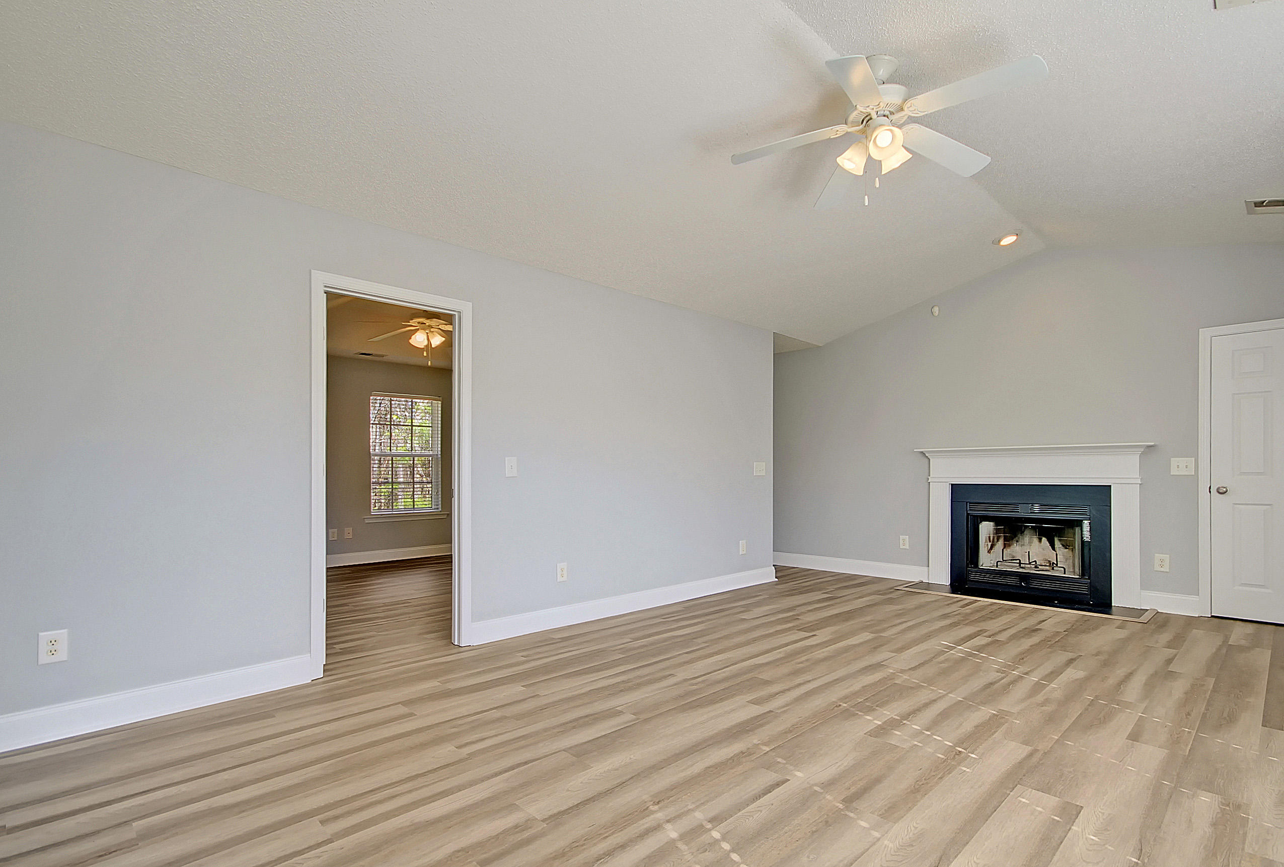 206 Maplewood Ridge Court Summerville, SC 29486 - Photo 4 of 17 CREM_206 Maplewood Ridge_011