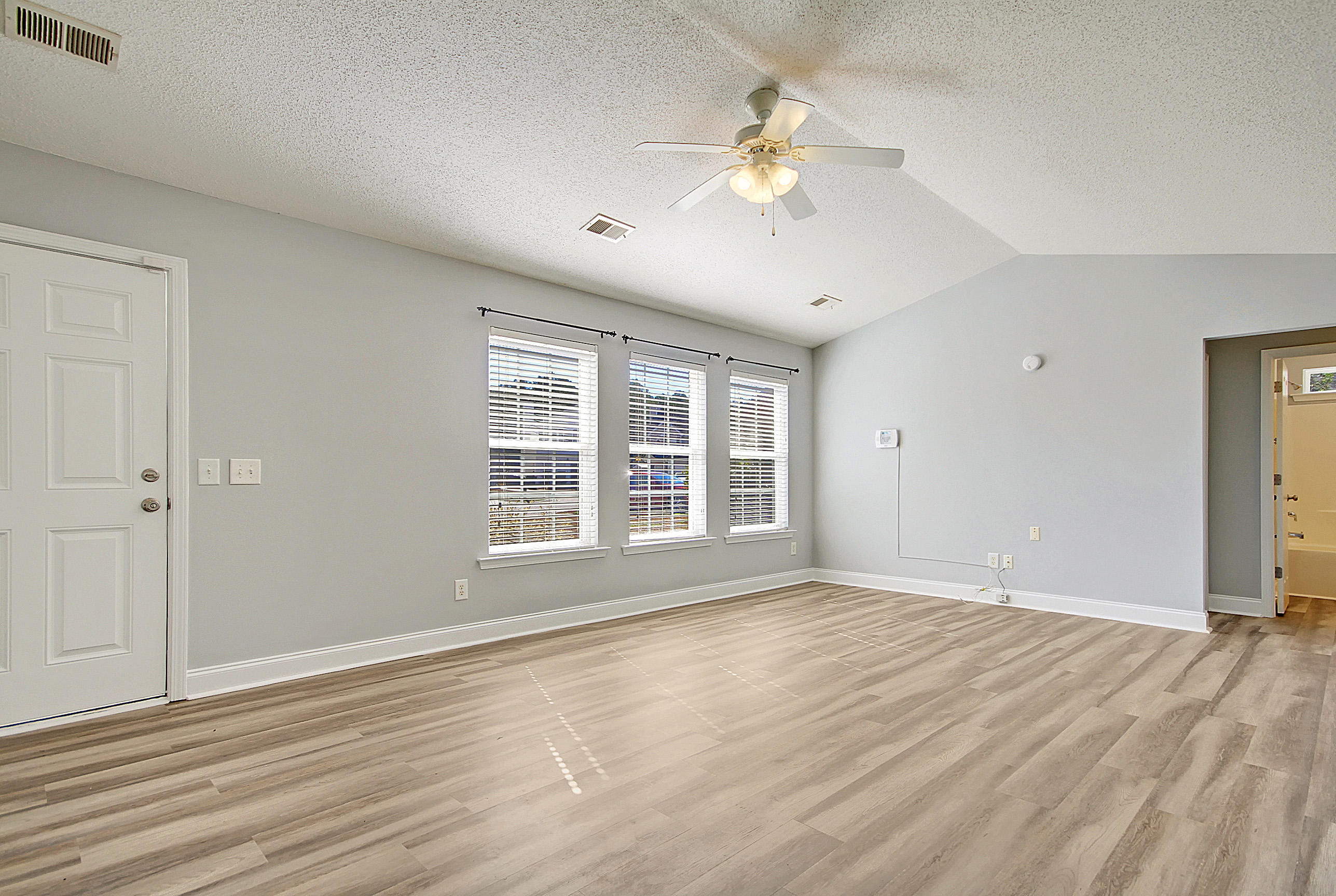 206 Maplewood Ridge Court Summerville, SC 29486 - Photo 5 of 17 CREM_206 Maplewood Ridge_009