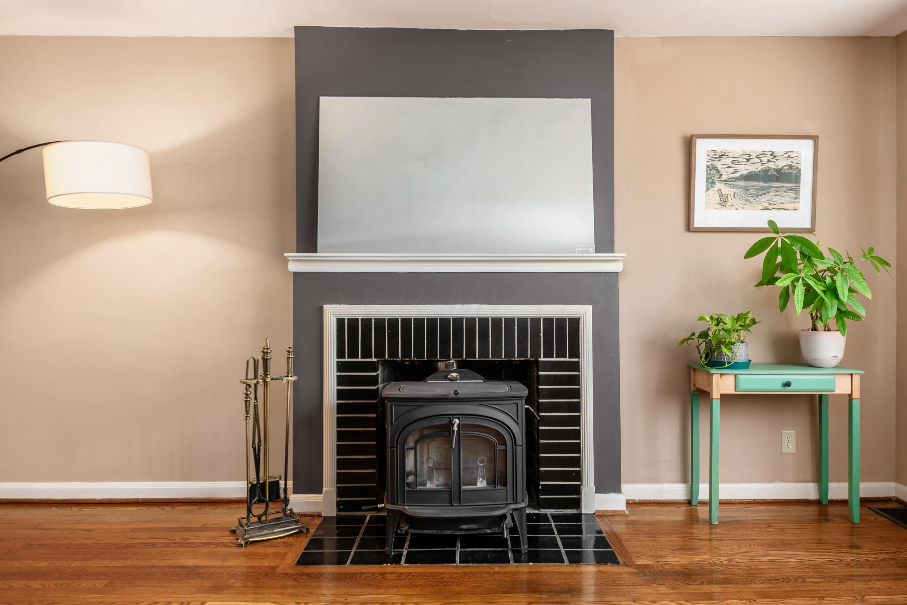 119 South James Road Columbus, OH 43213 - Photo 15 of 54 Newer woodstove