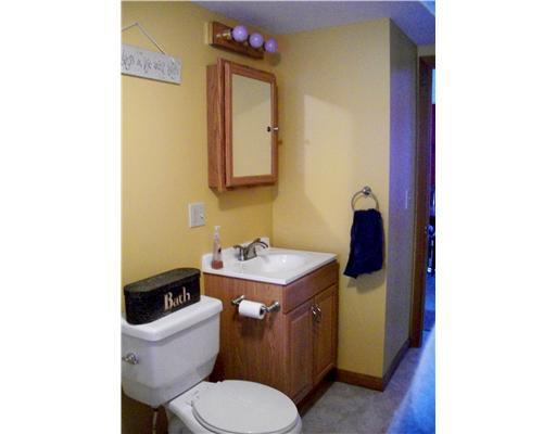 74 Emerson Drive Windham, ME 04062 - Photo 13 of 19 Bathroom.