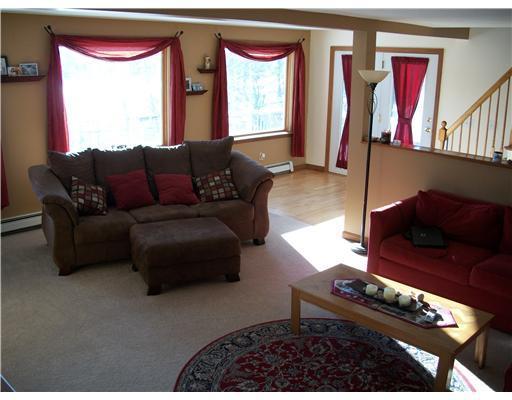 74 Emerson Drive Windham, ME 04062 - Photo 3 of 19 Living Room.