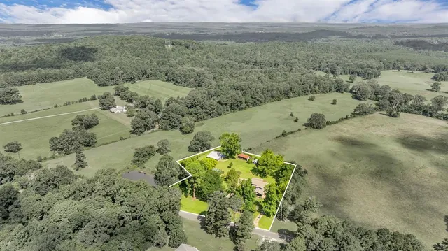 $400,000 | 1368 County Road 2206, Rusk, TX 75785