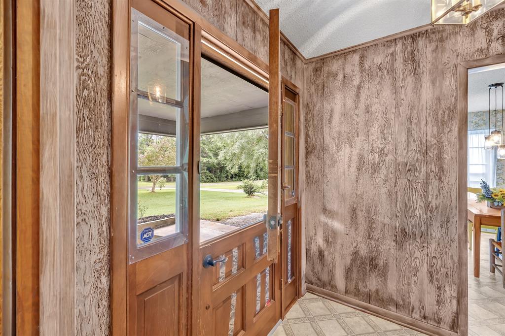 1368 County Road 2206 Rusk, TX 75785 - Photo 5 of 32