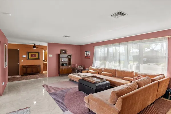 $4,500 | 1191 87th Avenue North, St. Petersburg, FL 33702