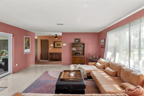 $4,500 | 1191 87th Avenue North, St. Petersburg, FL 33702