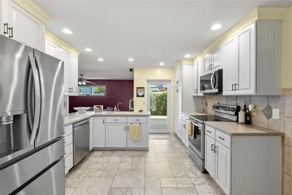 $4,500 | 1191 87th Avenue North, St. Petersburg, FL 33702