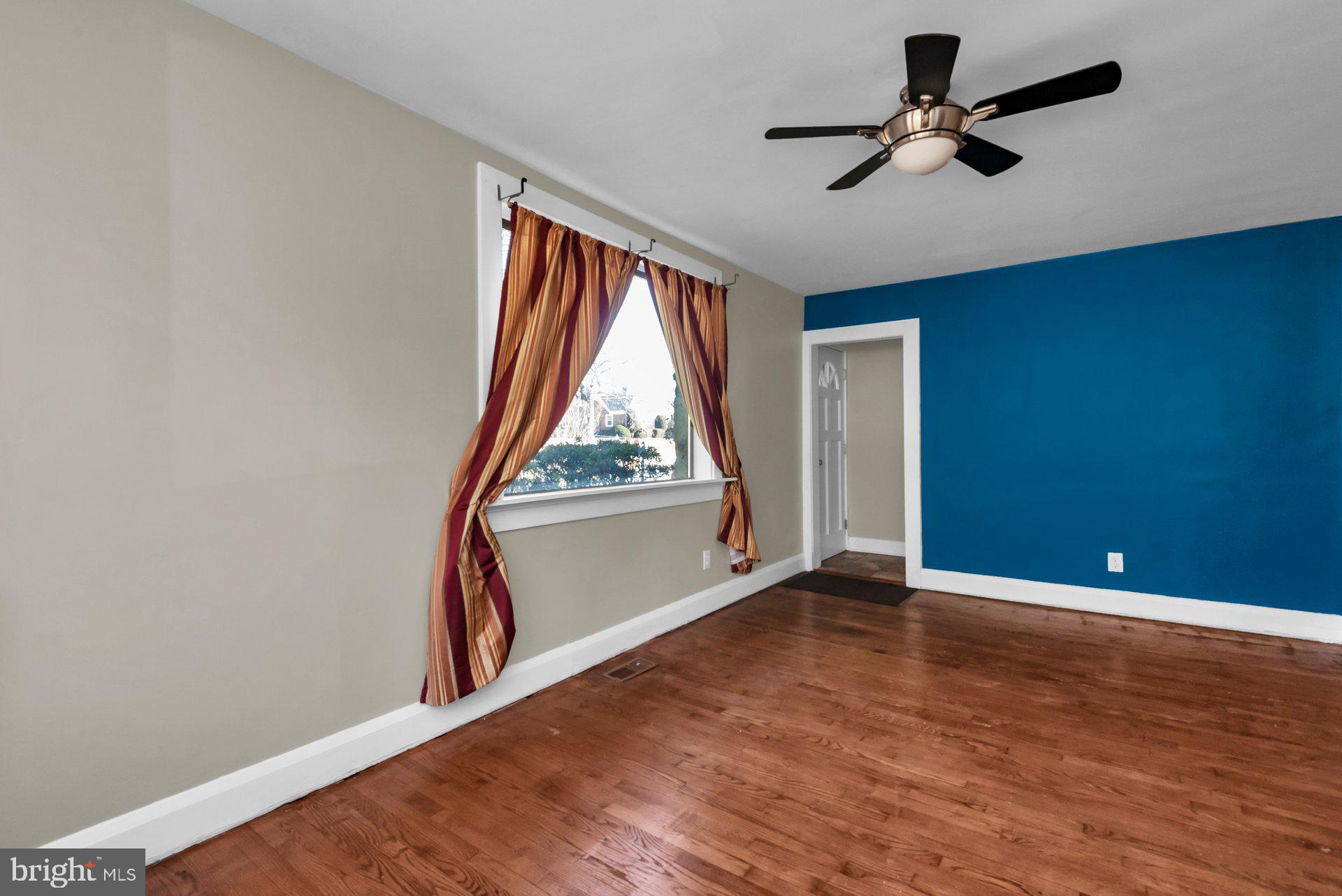 5701 Old Court Road Baltimore, MD 21244 - Photo 8 of 52 Living Room with Hardwood Floors