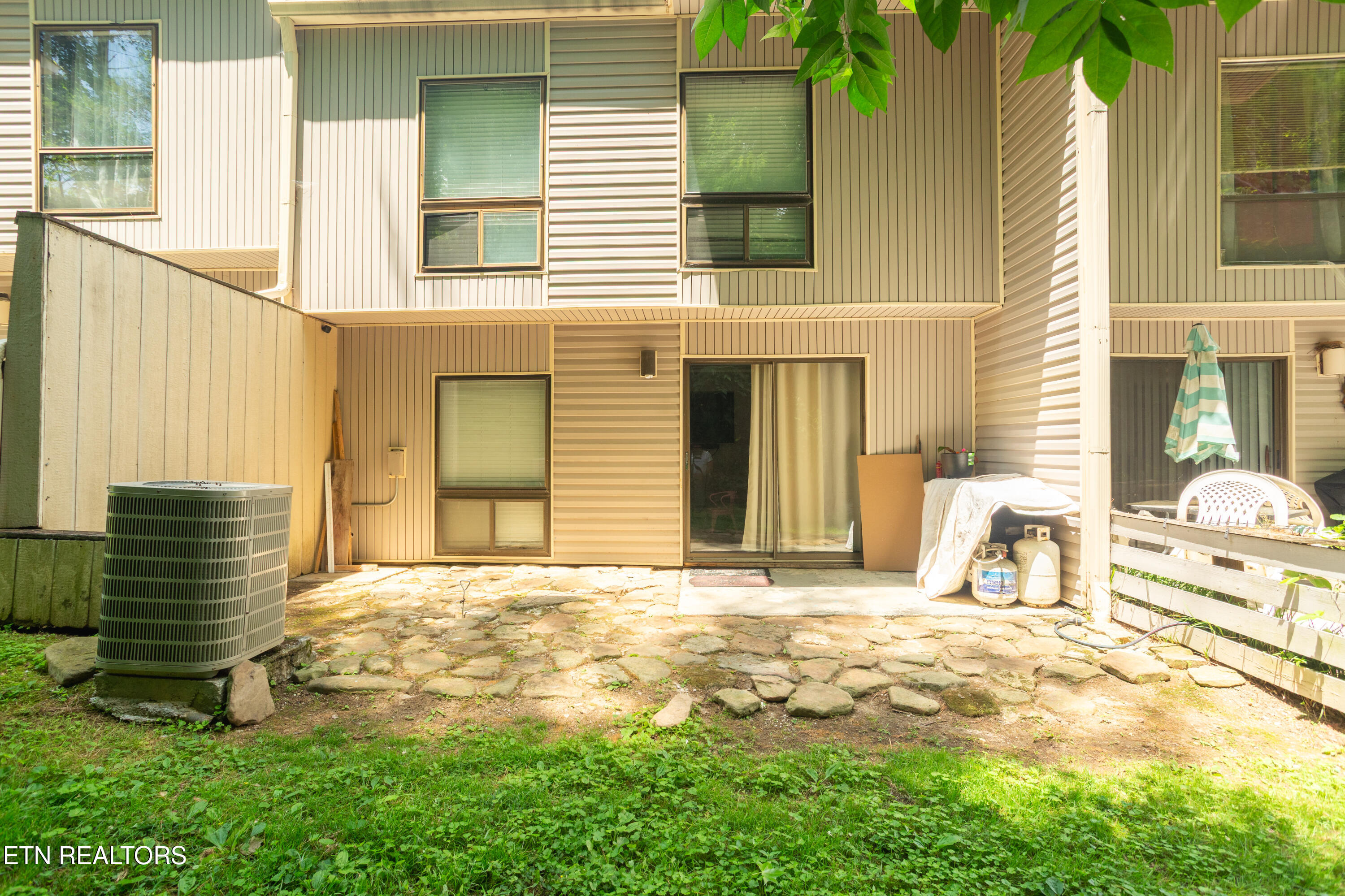 74 Valley Forge Drive Oak Ridge, TN 37830 - Photo 41 of 45 Patio