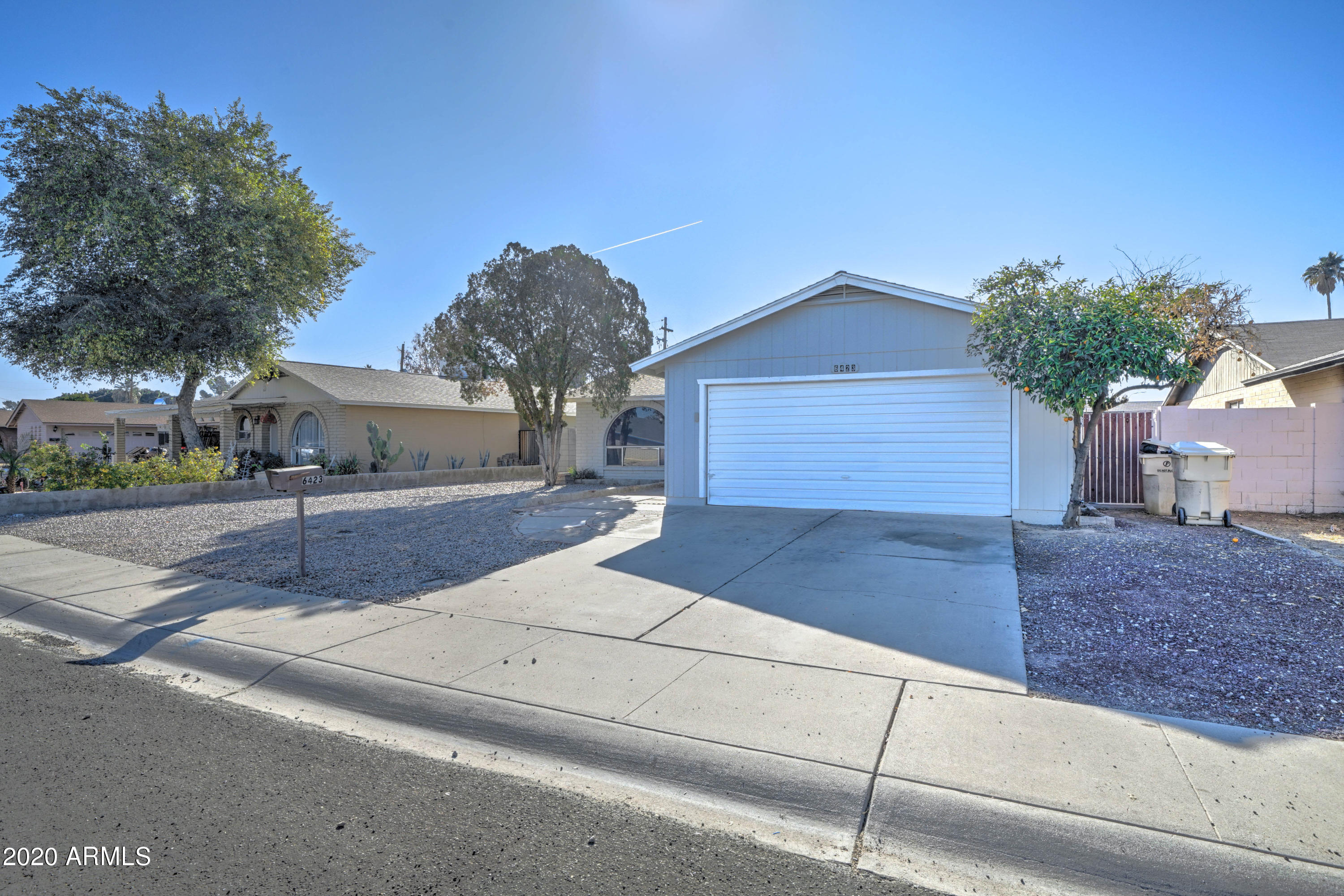 6423 West Lawrence Road Glendale, AZ 85301 - Photo 3 of 23 6423 W Lawrence Rd-3