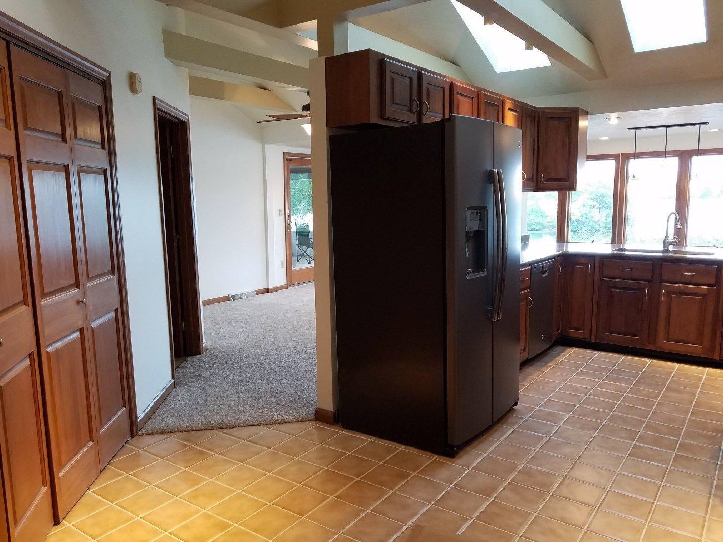 9042 East Koher Road South Syracuse, IN 46567 - Photo 14 of 36 Gallery Image 14