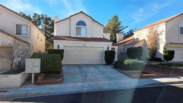 $2,195 | 9013 Quiet Cove Way, Las Vegas, NV 89117