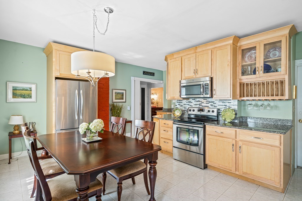 1 Reservation Road Andover, MA 01810 - Photo 8 of 36 Gallery Image 8
